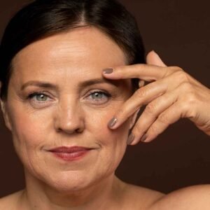 Lifting cervico facial et peau fine